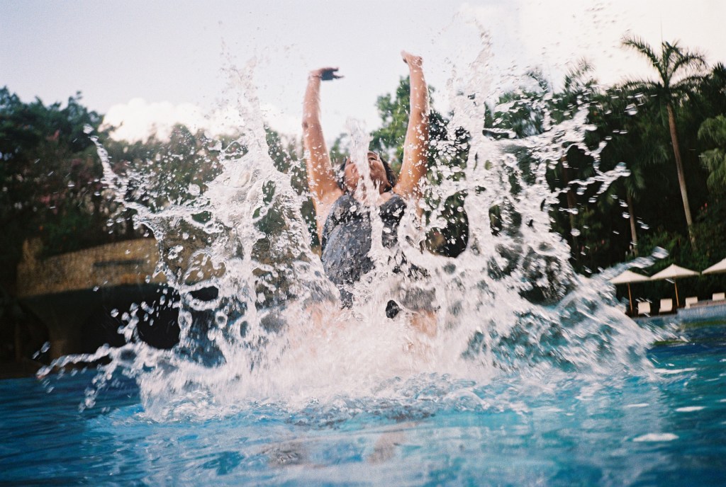 Lomo MC-A sample photo. Sally Matthias