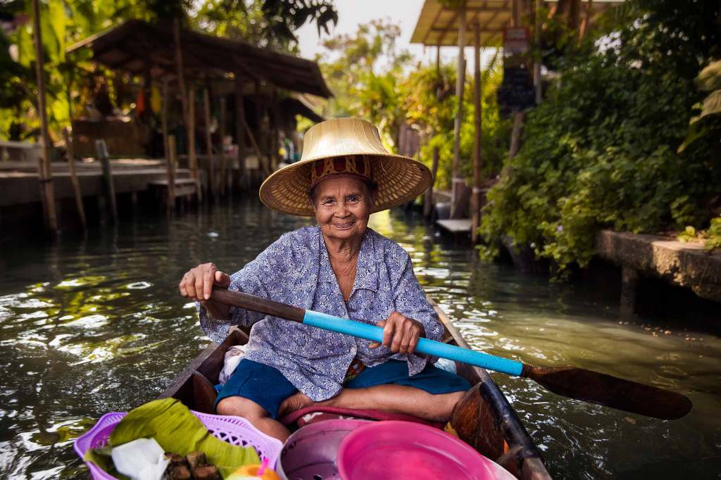 Payao has been selling food in this floating market for more than fifty years - Damnoen Saduak, Thailand