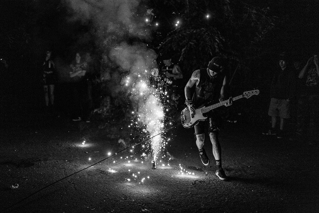 guitarist black and white spark scene