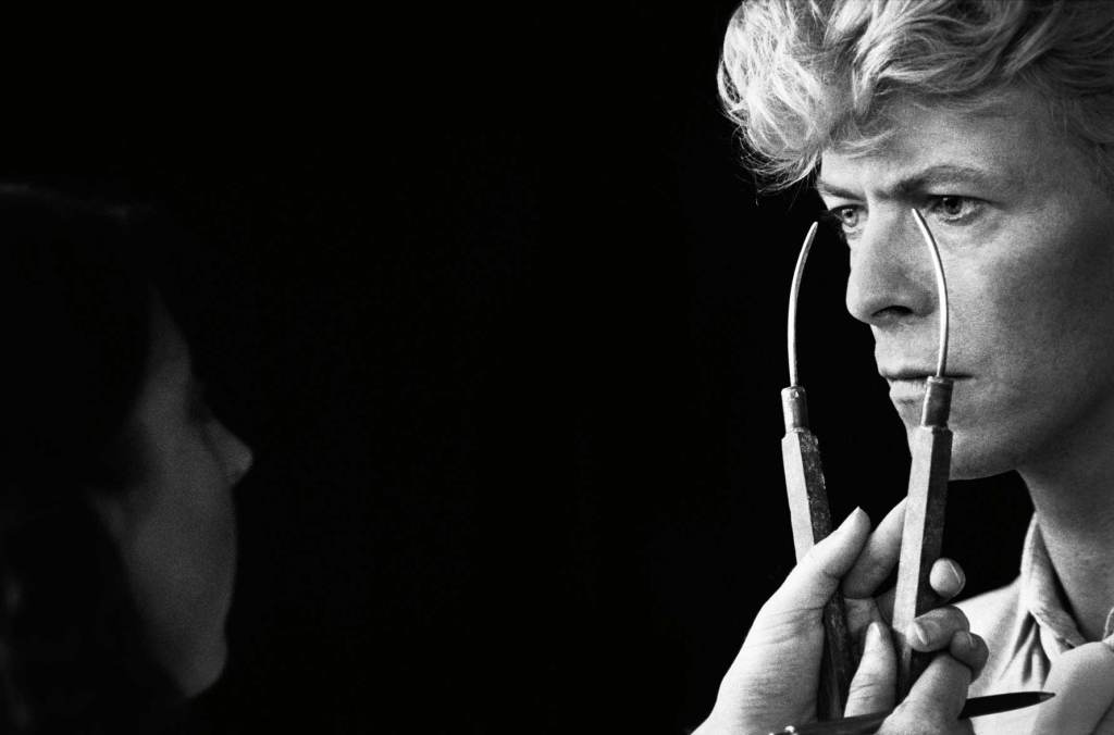 Bowie being measured at Madame Tussauds, 1983          