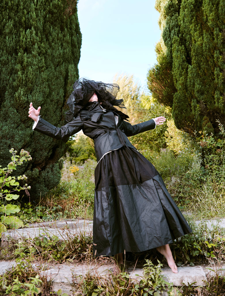 GOLD WINNER FASHION BEAUTY Hugh Fox Entering the Fall Hugh Fox