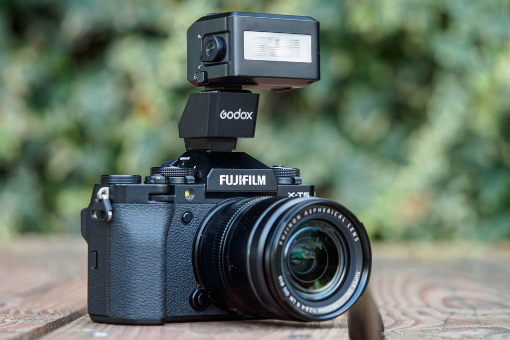 Godox iT30Pro with TTL Hot Shoe Riser on Fujifilm X-T5