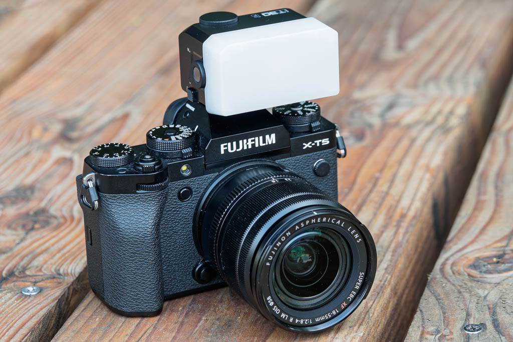 Godox iT30Pro on Fujifilm X-T5 with third-party diffuser