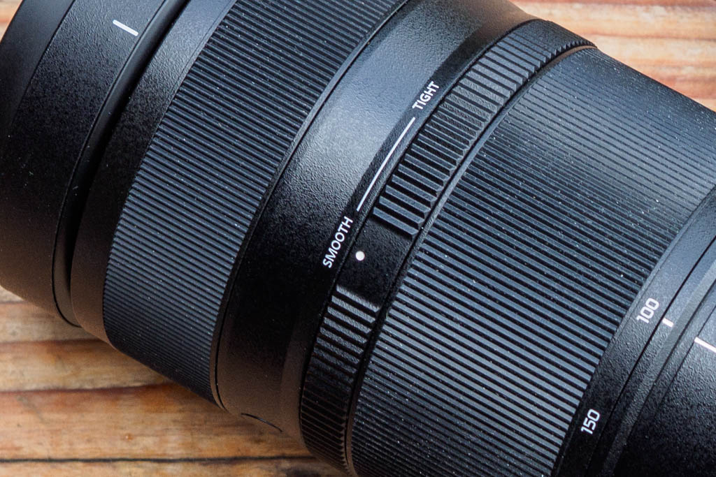 Panasonic Lumix S 100-500mm F5-7.1 OIS smooth/tight ring.