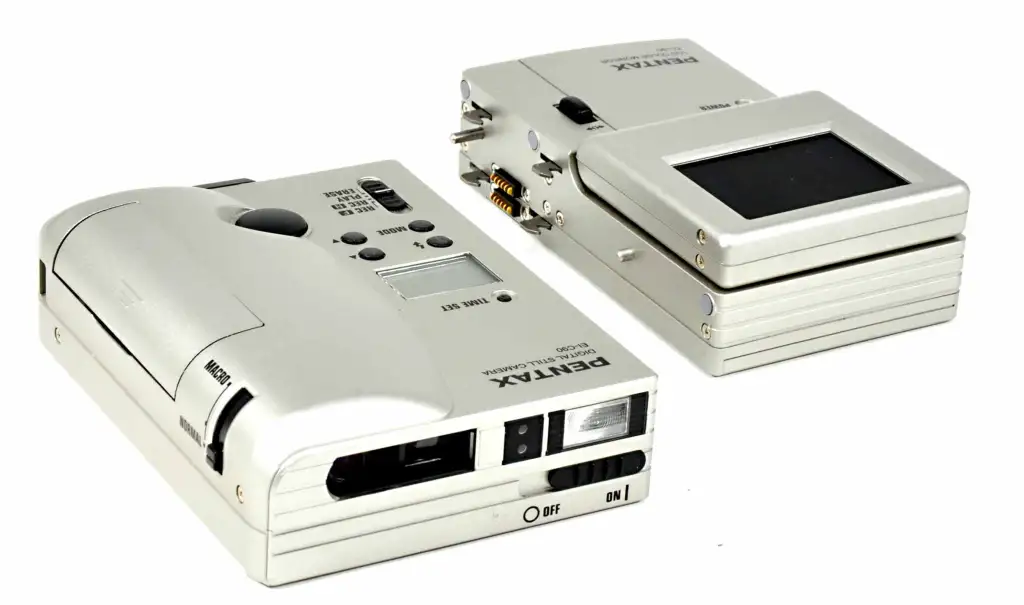 Pentax EI-C90, separated into its two component parts