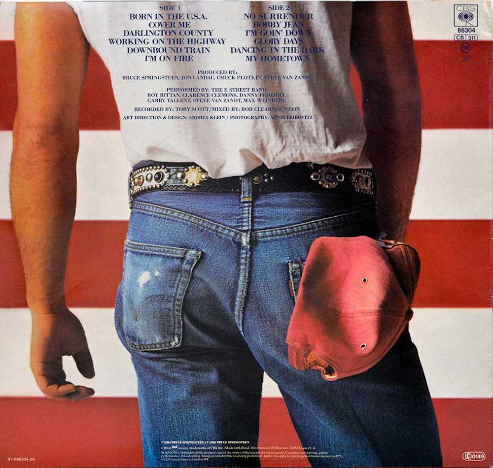 The back cover of the Born in the U.S.A. album cover gives the track listing and includes a photography credit for Annie Leibovitz. SINGLE USE ONLY. Copyright: Columbia Records/Annie-Leibovitz