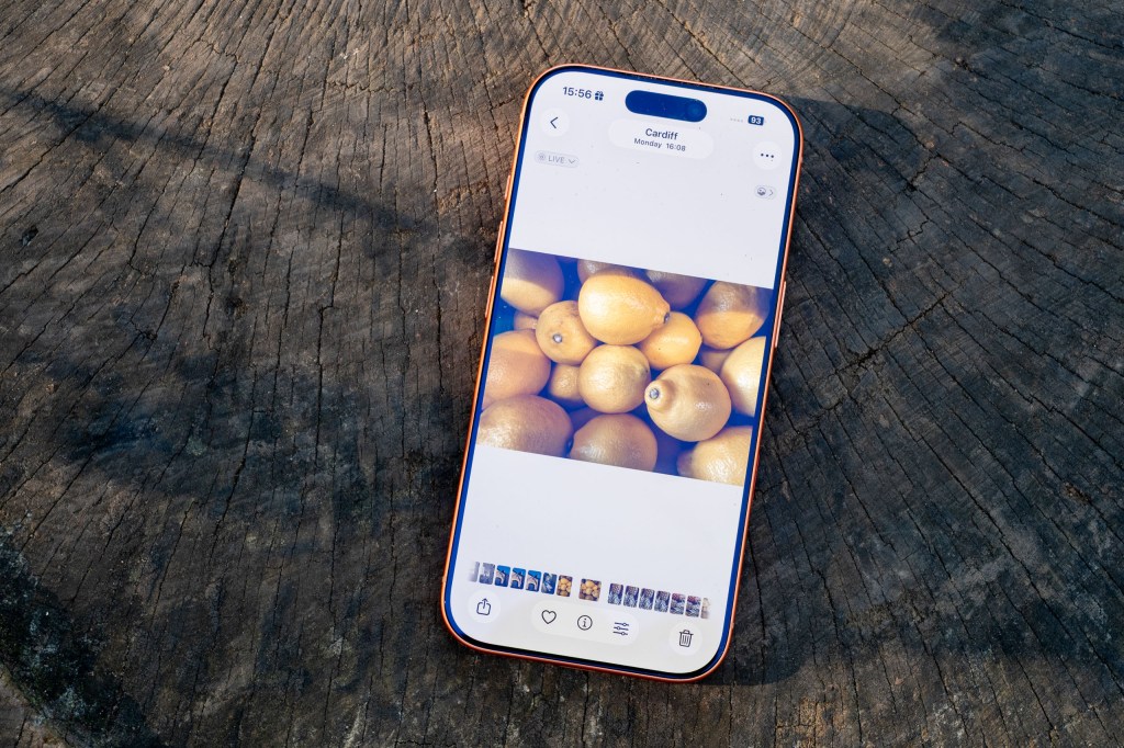 iPhone 17 Pro gallery