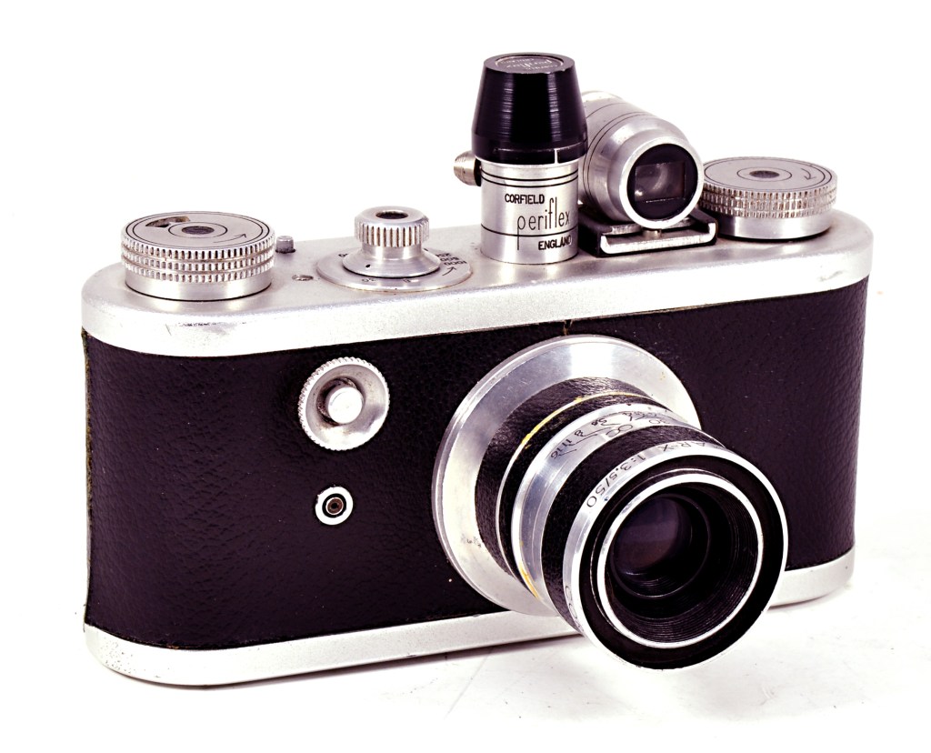 Periflex 1, initially planned as an extra body for Leica lens owners