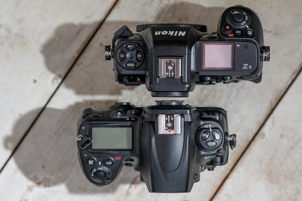 Nikon Z8 vs Nikon D700