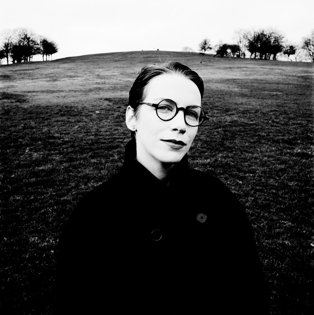 Annie Lennox, London, 1992. Image Credit: Anton Corbijn SINGLE USE ONLY