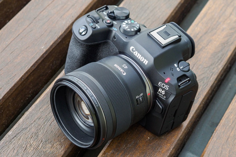 Canon EOS R6 Mark III with RF 45mm F1.2 STM lens