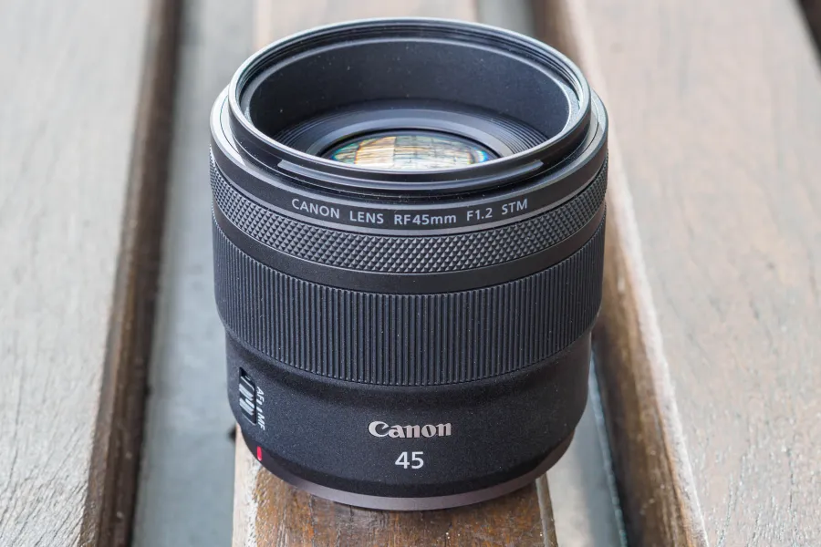 Canon RF 45mm F1.2 STM