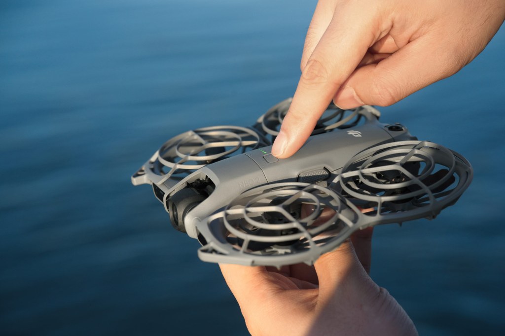 DJI NEO 2 operation. Image: DJI