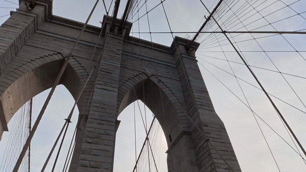 Sample image from DJI Osmo Action 6, showing detail of Brooklyn Bridge