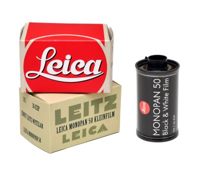 Leica MonoPan 50 packaging and casette