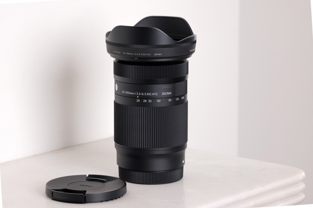 Sigma 20-200mm F3.5-6.3 DG Contemporary lens