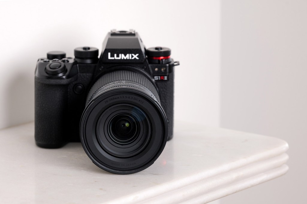 Sigma 20-200mm F3.5-6.3 DG Contemporary lens