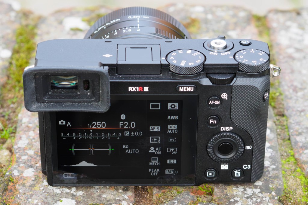 Sony RX1R III rear controls
