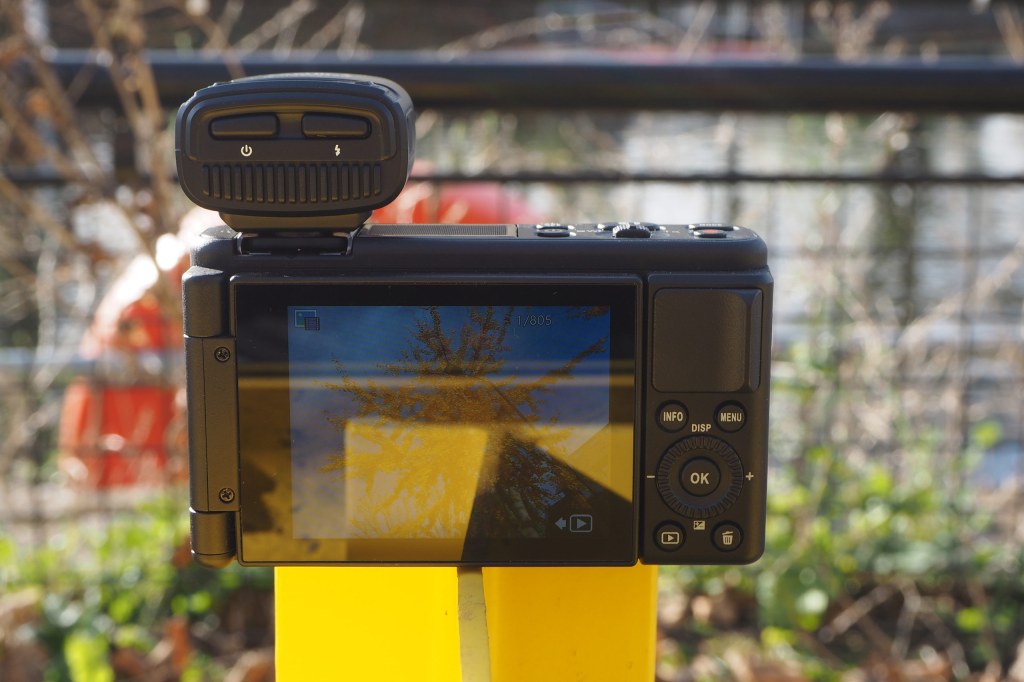 Yashica City 300