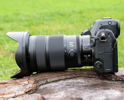 Nikon Nikkor 24-70mm f/2.8S II lens