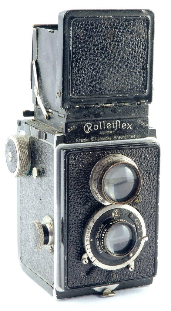 The original Rolleiflex, initially made for 117 size film