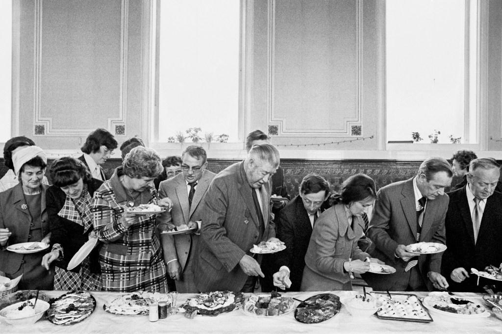 Mayor of Todmorden’s inaugural banquet, Todmorden, West Yorkshire, England, 1977 © Martin Parr / Magnum Photos