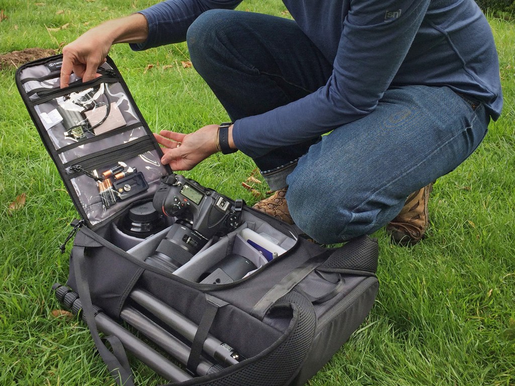 Cheap vs Pro camera bag, bag dividers