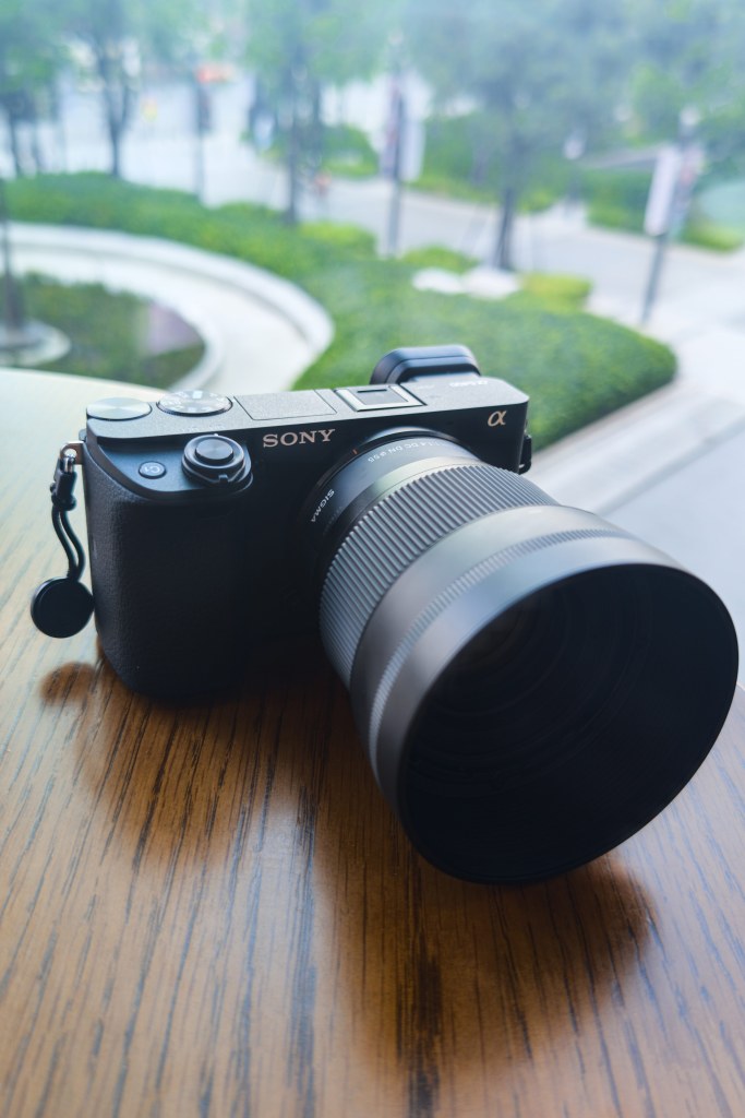 Sony A6400 camera. Image credit: Alex Guitton