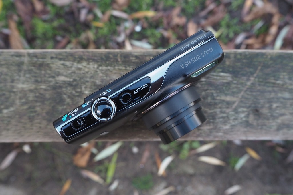 Canon IXUS 285 HS A top plate