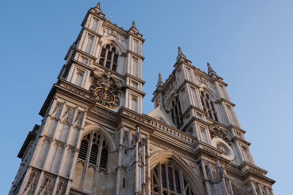 Canon EOS R6 Mark III Westminster Abbey sample image