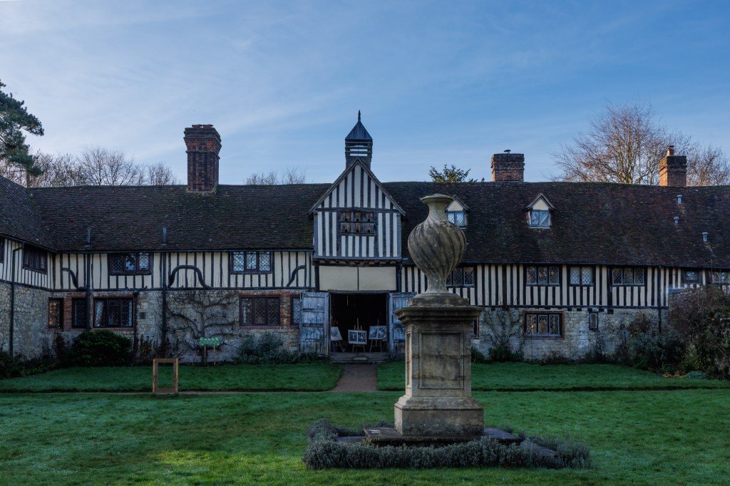 Canon EOS R6 Mark III Ightham Mote DR test sample image. 