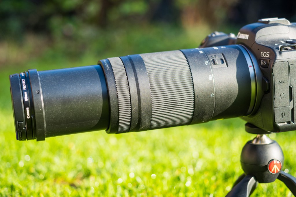 Canon RF 75-300mm f4-5.6 with the lens extended