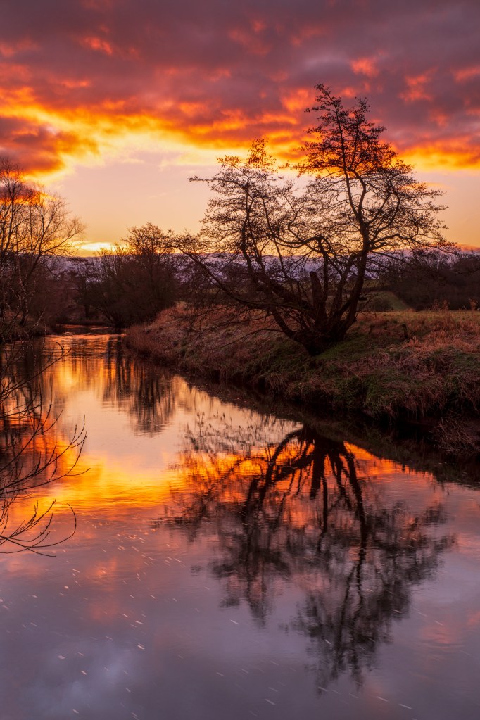 River Irvine Sunrise. Credit: Hugh Maxwell. SINGLE USE ONLY
