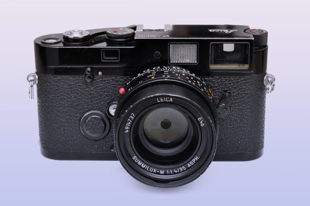 Leica MP