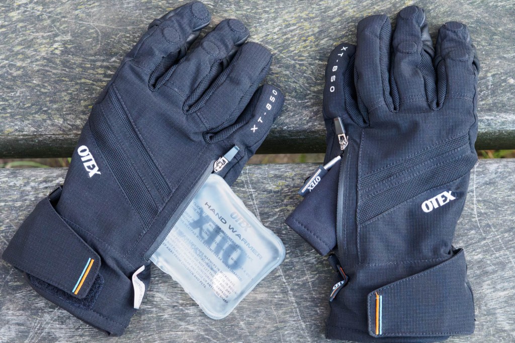 OTEX XT-850 back pockets