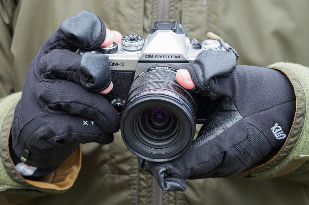 OTEX XT-850 gloves in use