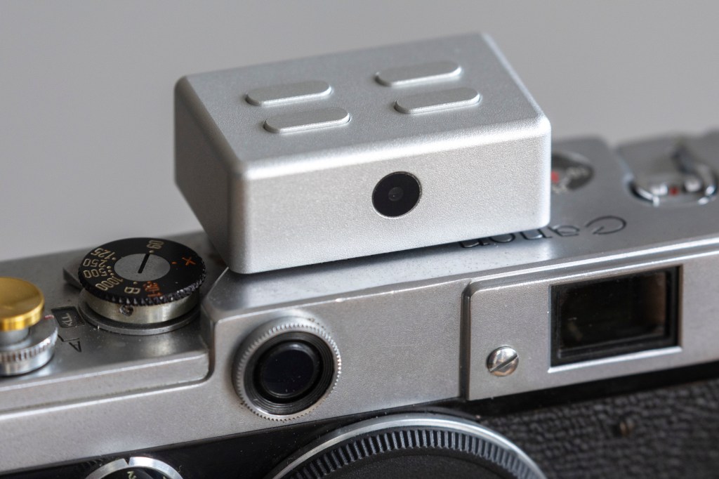 KEKS KM02 OLED light-meter. Image: David Clapp