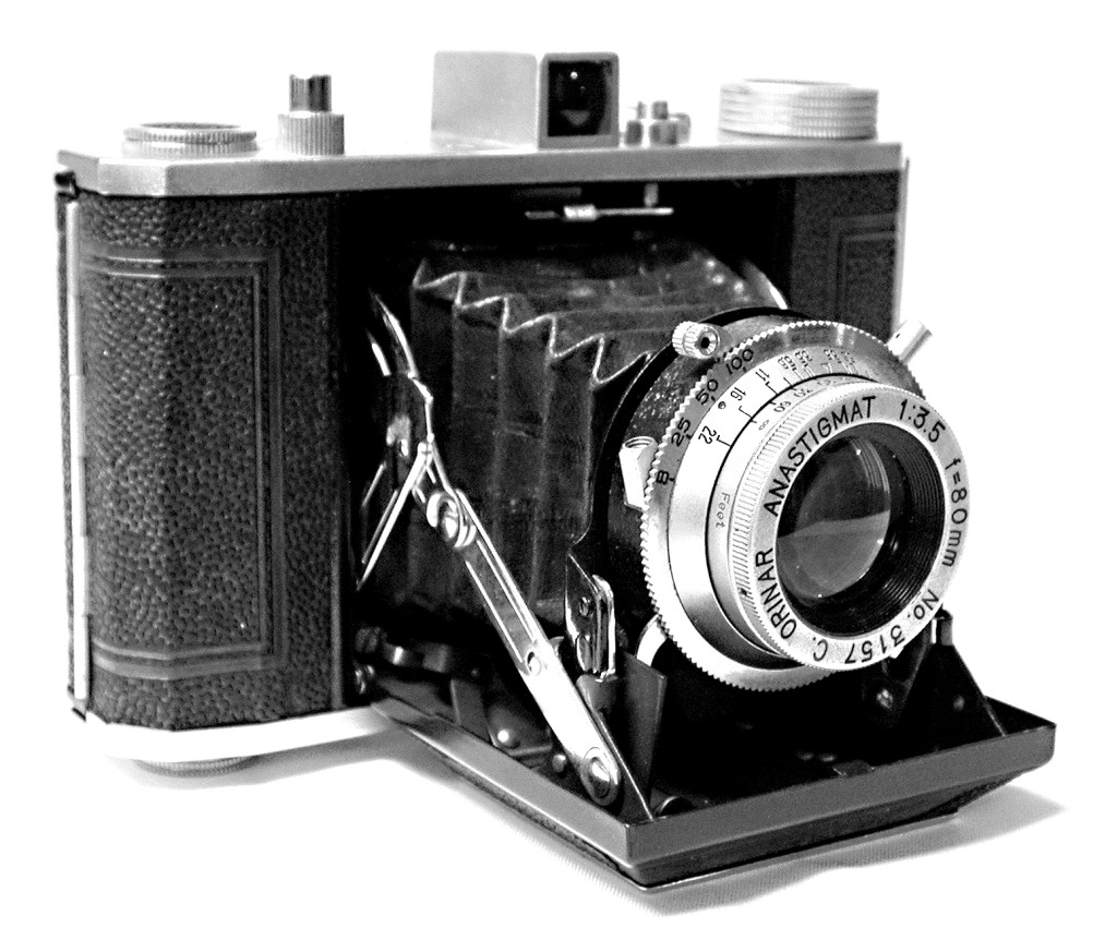 Ricoh Six, one of a small rage of folding cameras from the company
(© Mark F. O'Brien)