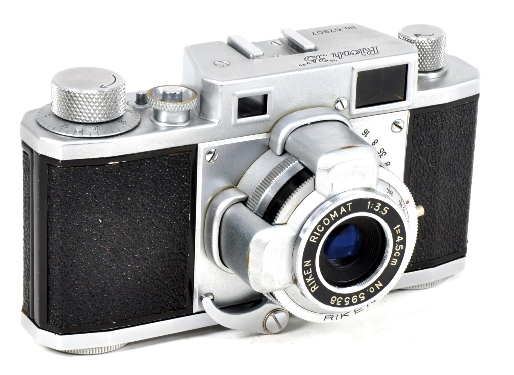 Ricoh 35 coupled rangefinder camera