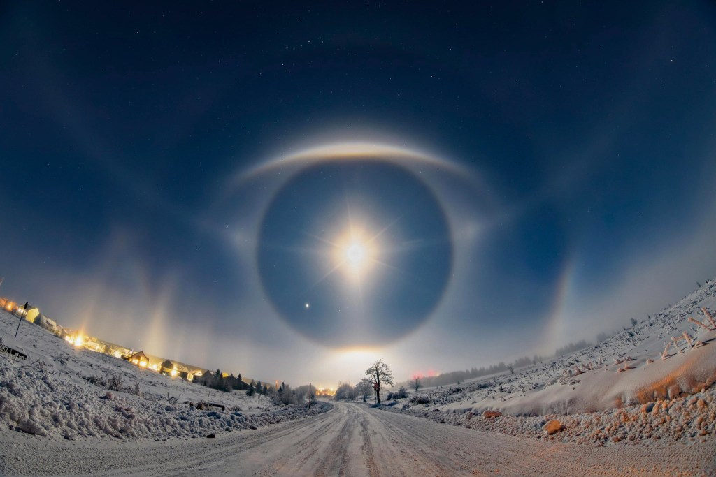 Diamond Dust Sky Eye. Image Credit: Jaroslav Fous