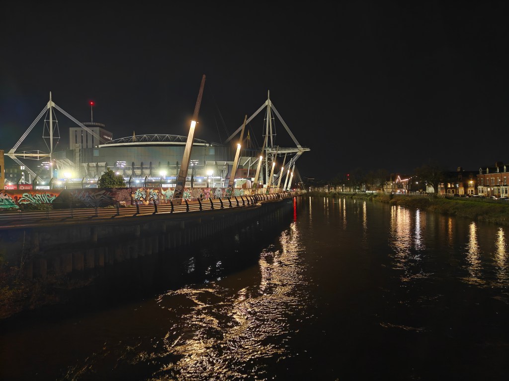 A sample image taken in low light with the OnePlus 15