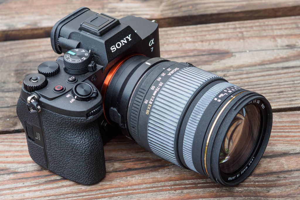 Sigma EX 28-70mm F2.8 on Sony A7 V via MC-11 adapter