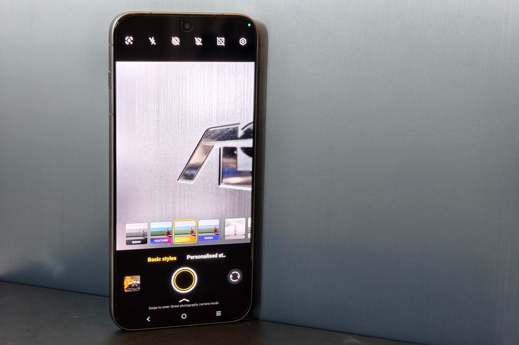 Vivo X300 Pro. Photo Joshua Waller