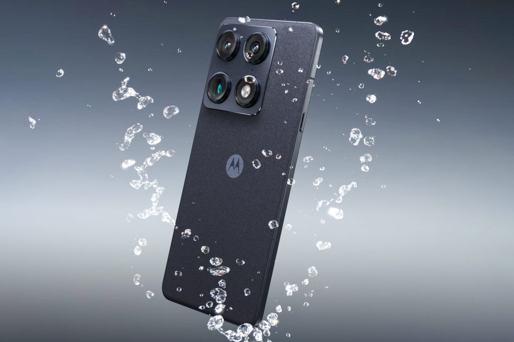 Motorola Signature. 
