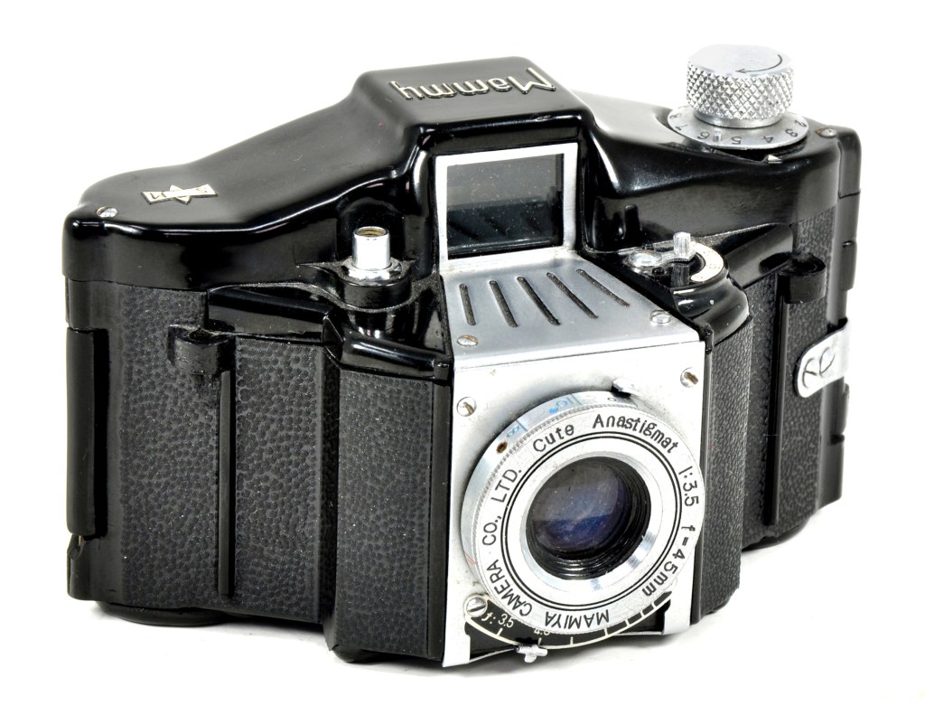 The Mamiya Mammy was one of the more sophisticated Bolta film cameras