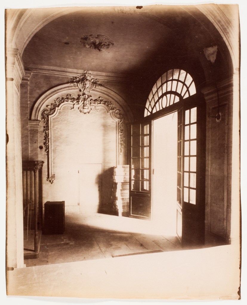 Eugène Atget, Hôtel du Marquis de Lagrange 4 et 6 Rue de Braque, 1901 (printed 1901–27).
International Center of Photography, Gift of Caryl and Israel Englander, 2008 (2008.111.20)
