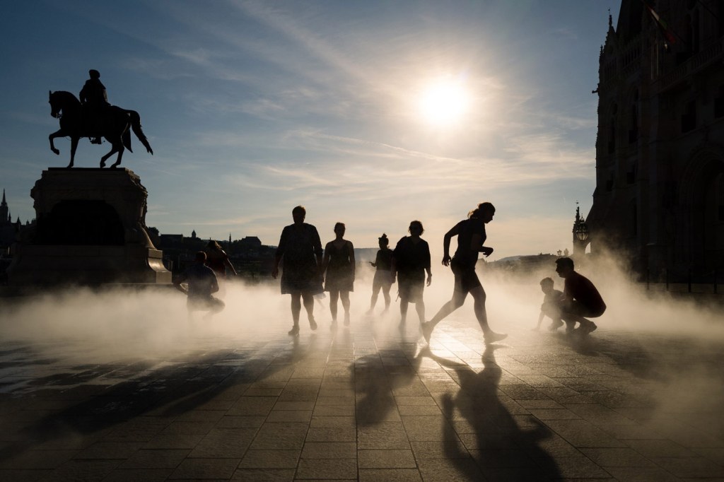 Heatwave. Photo: Tamas Dragon, Hungary. SINGLE USE ONLY