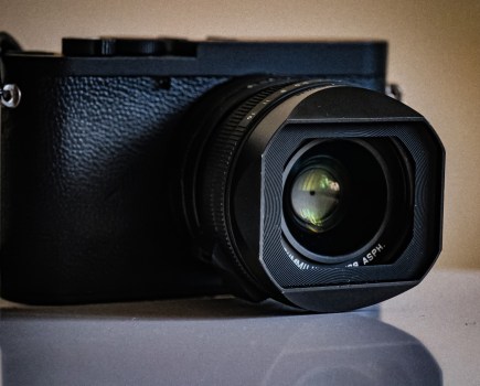 Leica Q3 Monochrom front