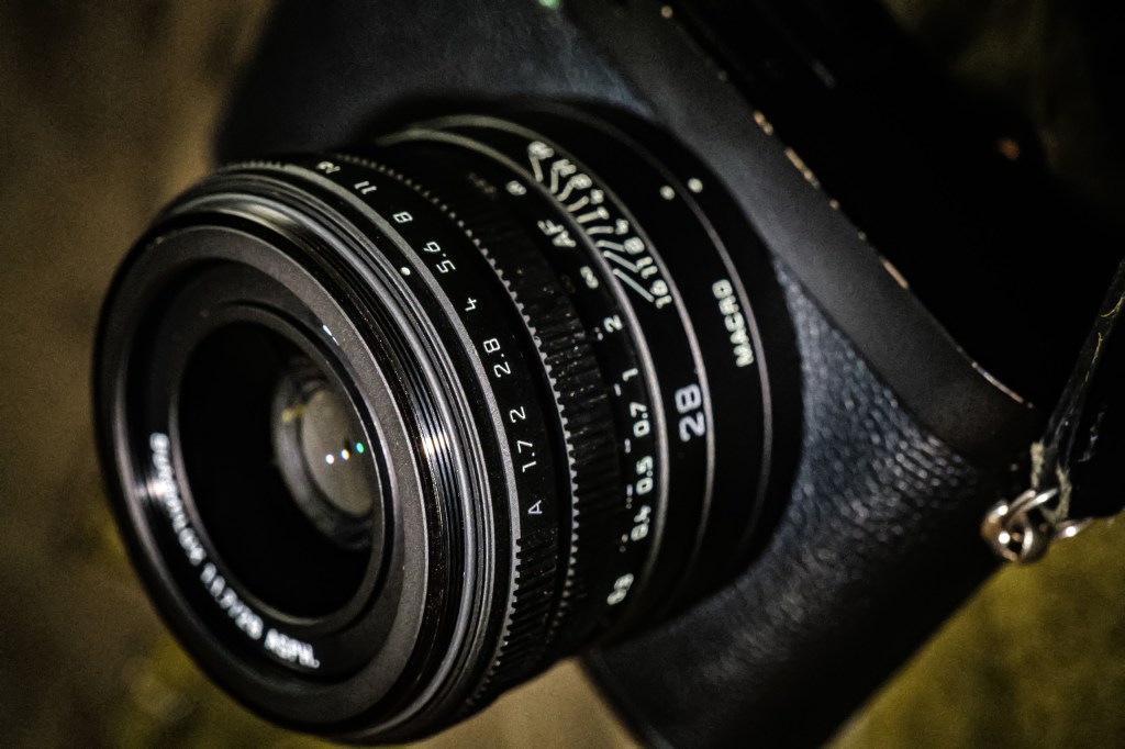 Leica Q3 Monochrom lens