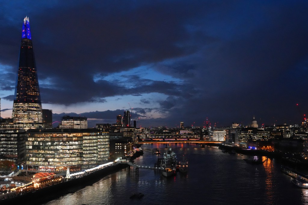 Sony A7 V London at dusk sample image